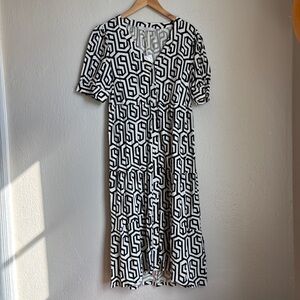 Casa Cabana Black and White Midi Dress